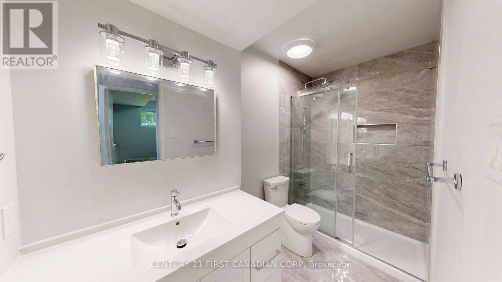 43 Walmer Gardens Property Photo 30