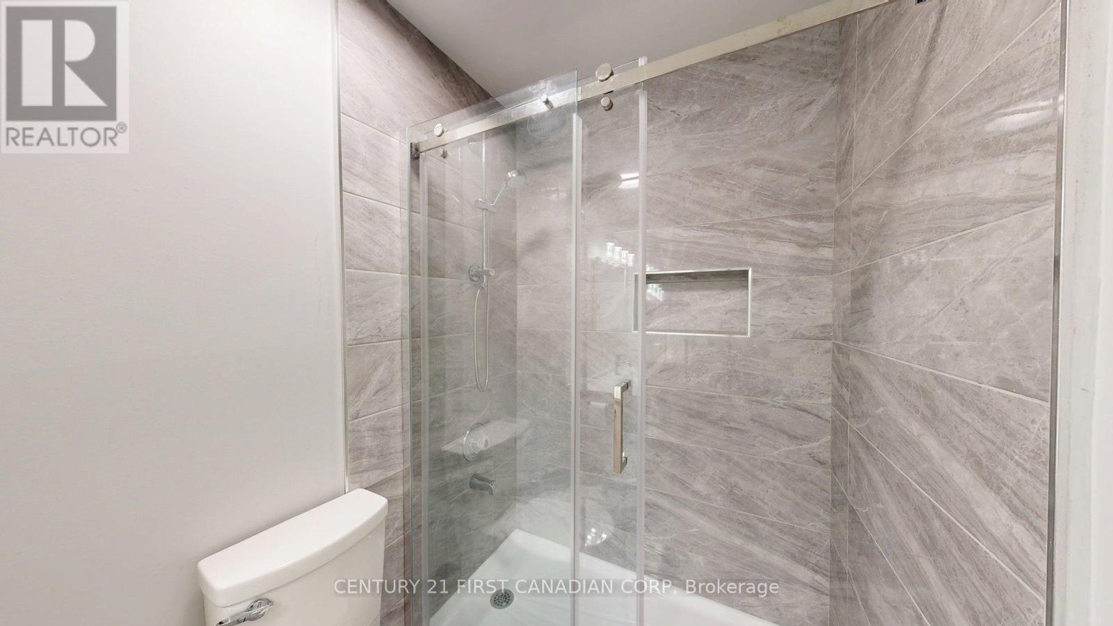 43 Walmer Gardens Property Photo 31