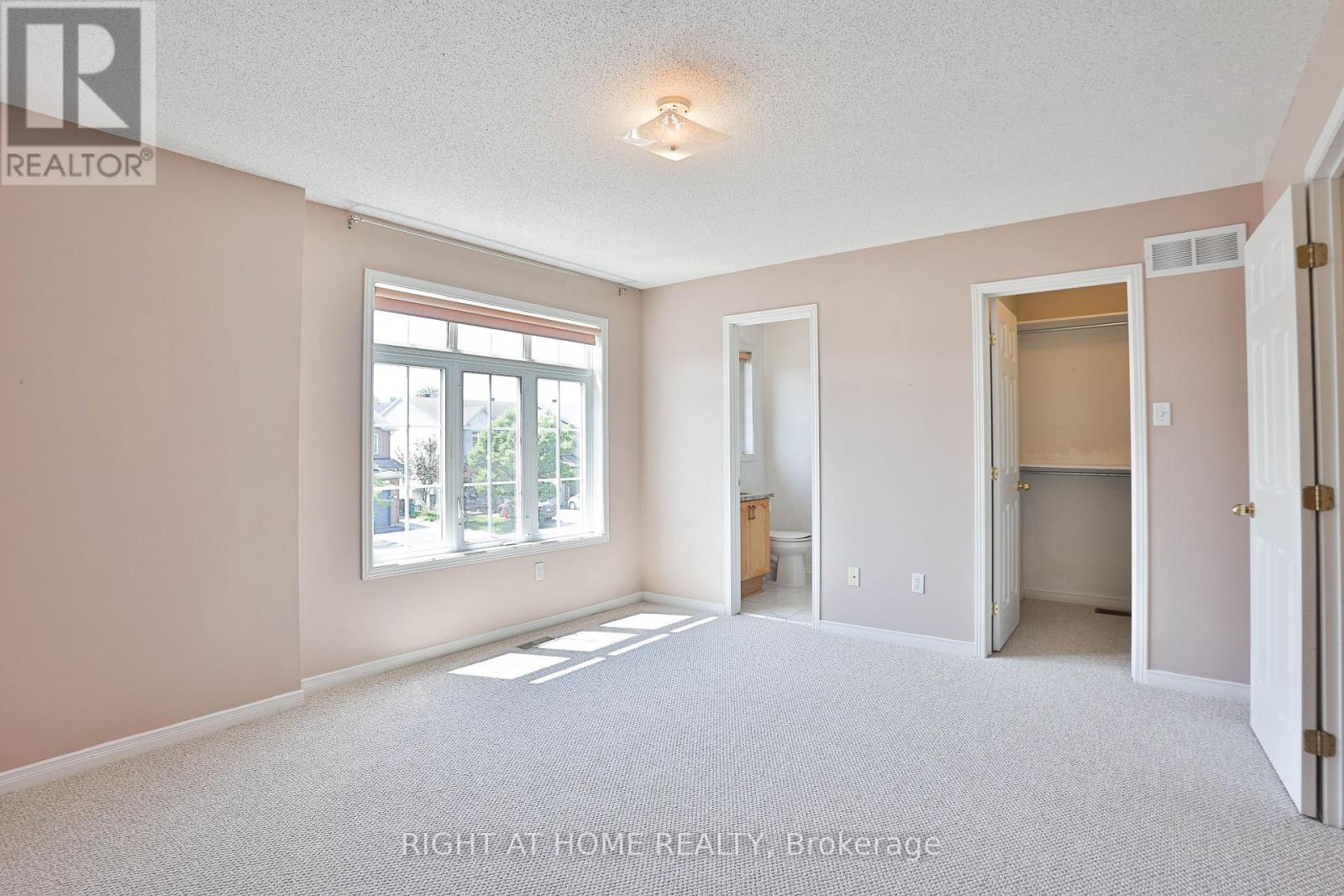 142 Lilibet Crescent E Property Photo 14