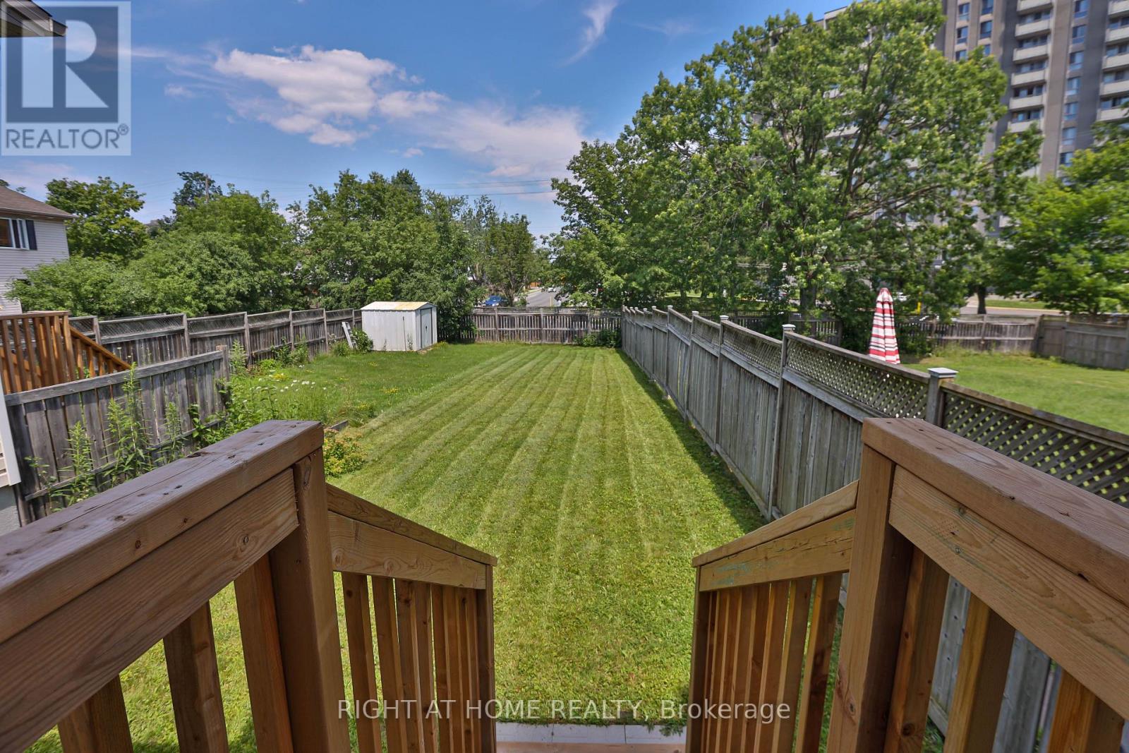 142 Lilibet Crescent E Property Photo 24