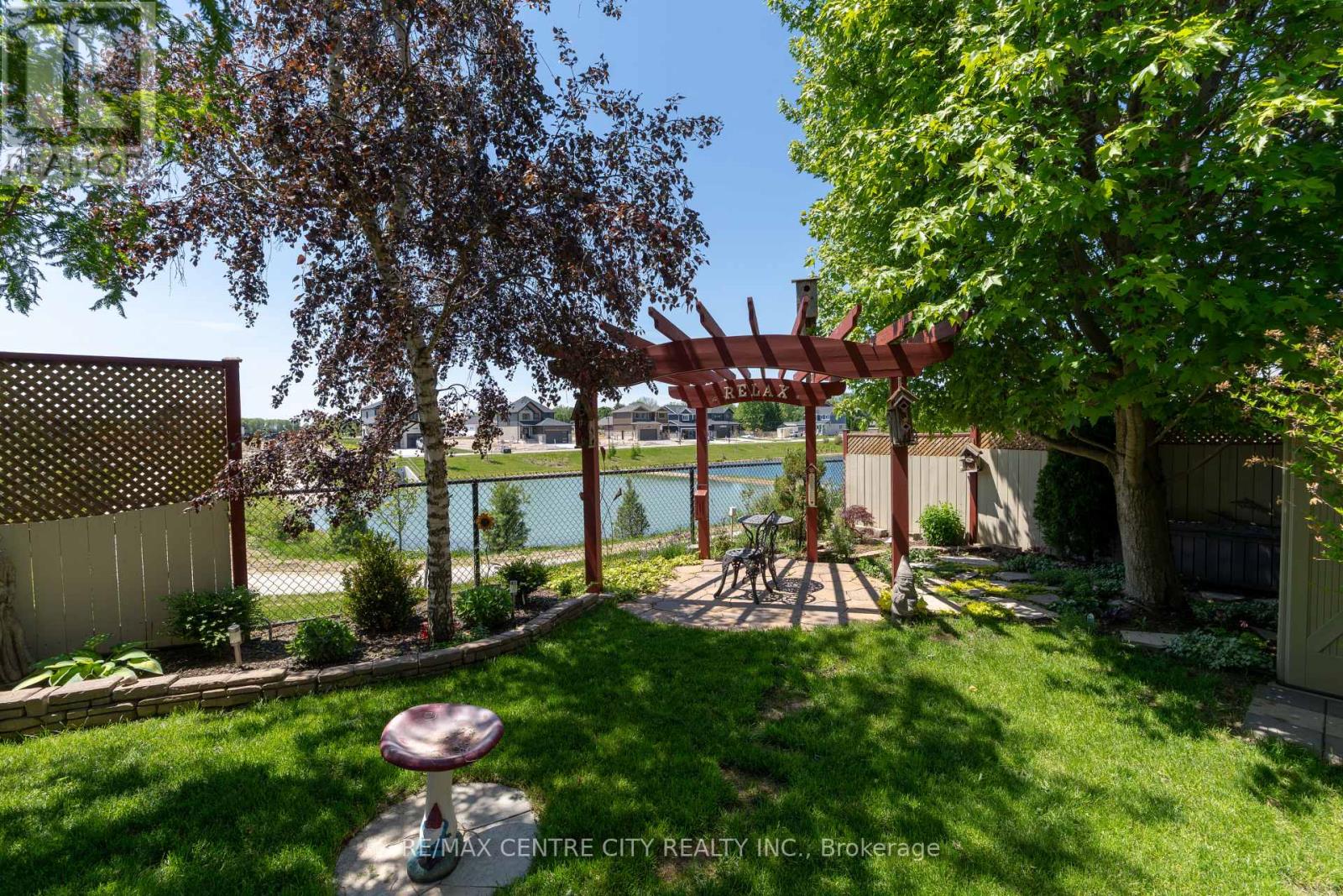19 Hamilton Street Property Photo 40