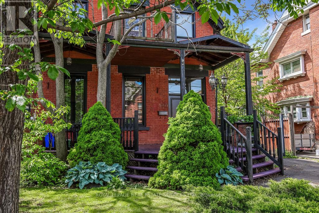 100 Wentworth Street S Property Photo 3