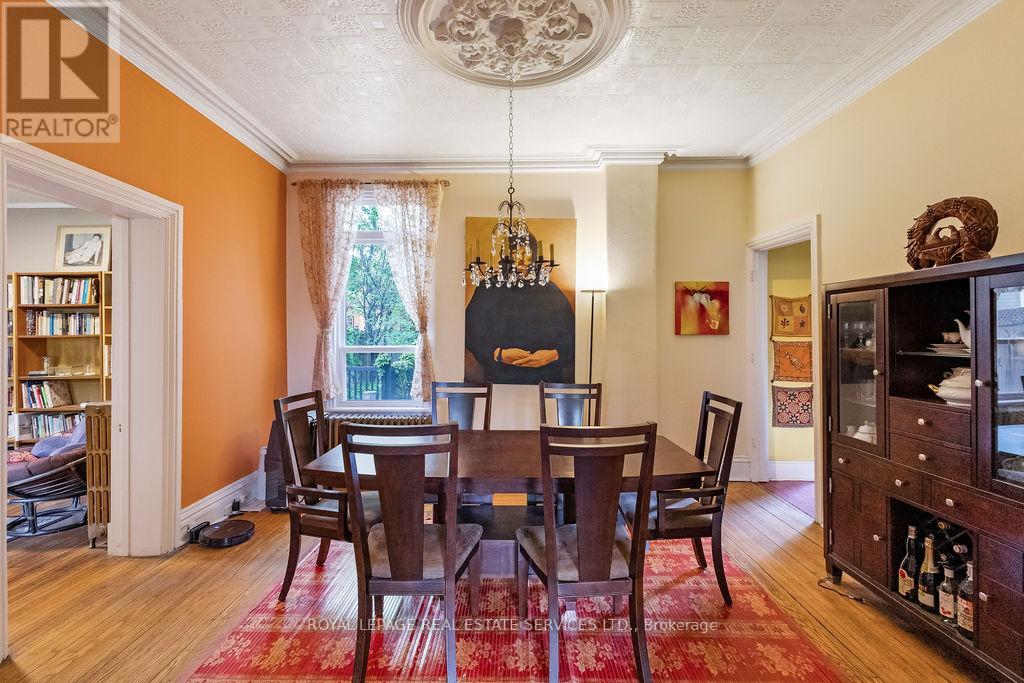 100 Wentworth Street S Property Photo 7