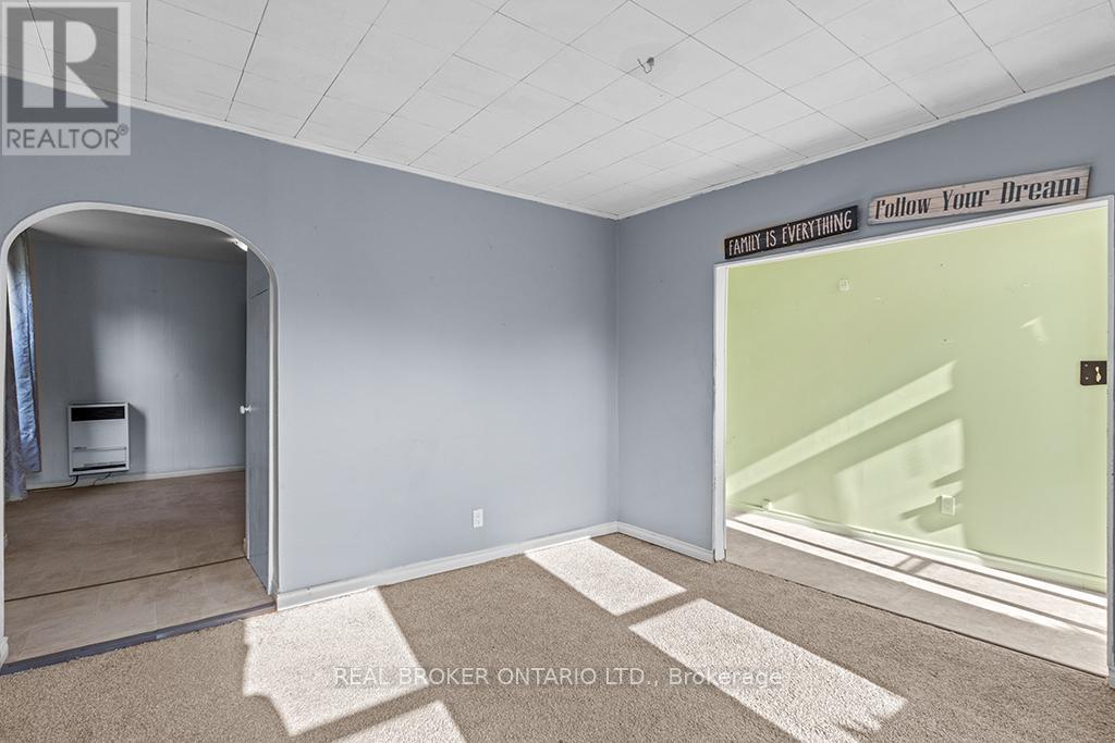 1323 2nd Avenue W Property Photo 11