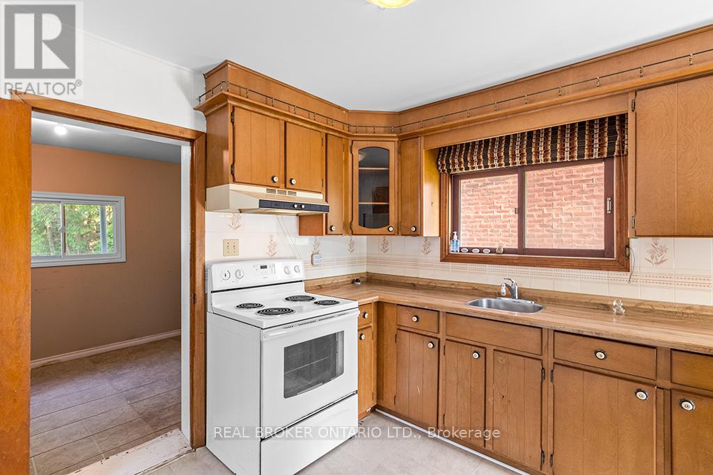 1323 2nd Avenue W Property Photo 13