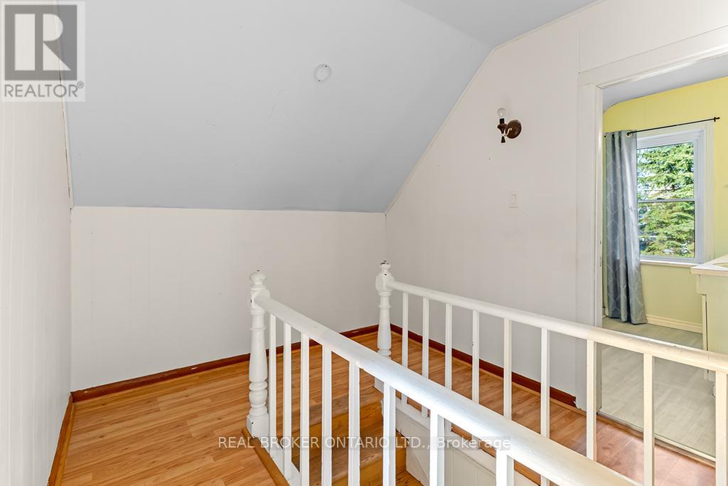 1323 2nd Avenue W Property Photo 23