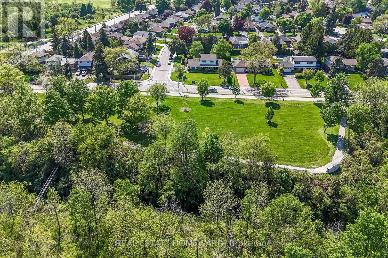 634 Mountain Brow Boulevard Property Photo 3