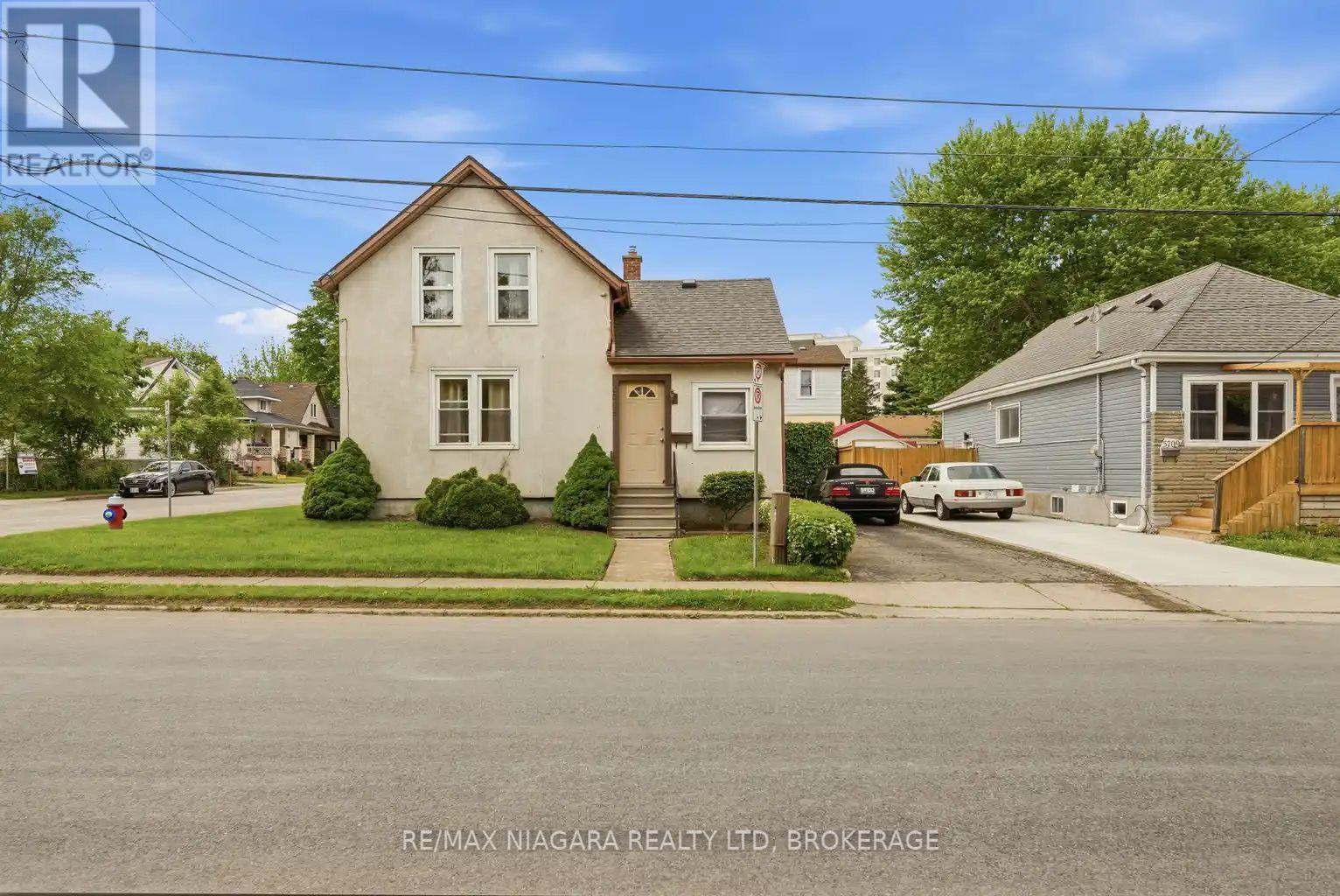 5719 Temperance Avenue E Property Photo 8