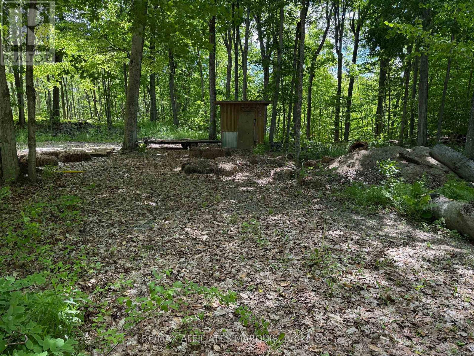 325 Cedar Sands Road Property Photo 2