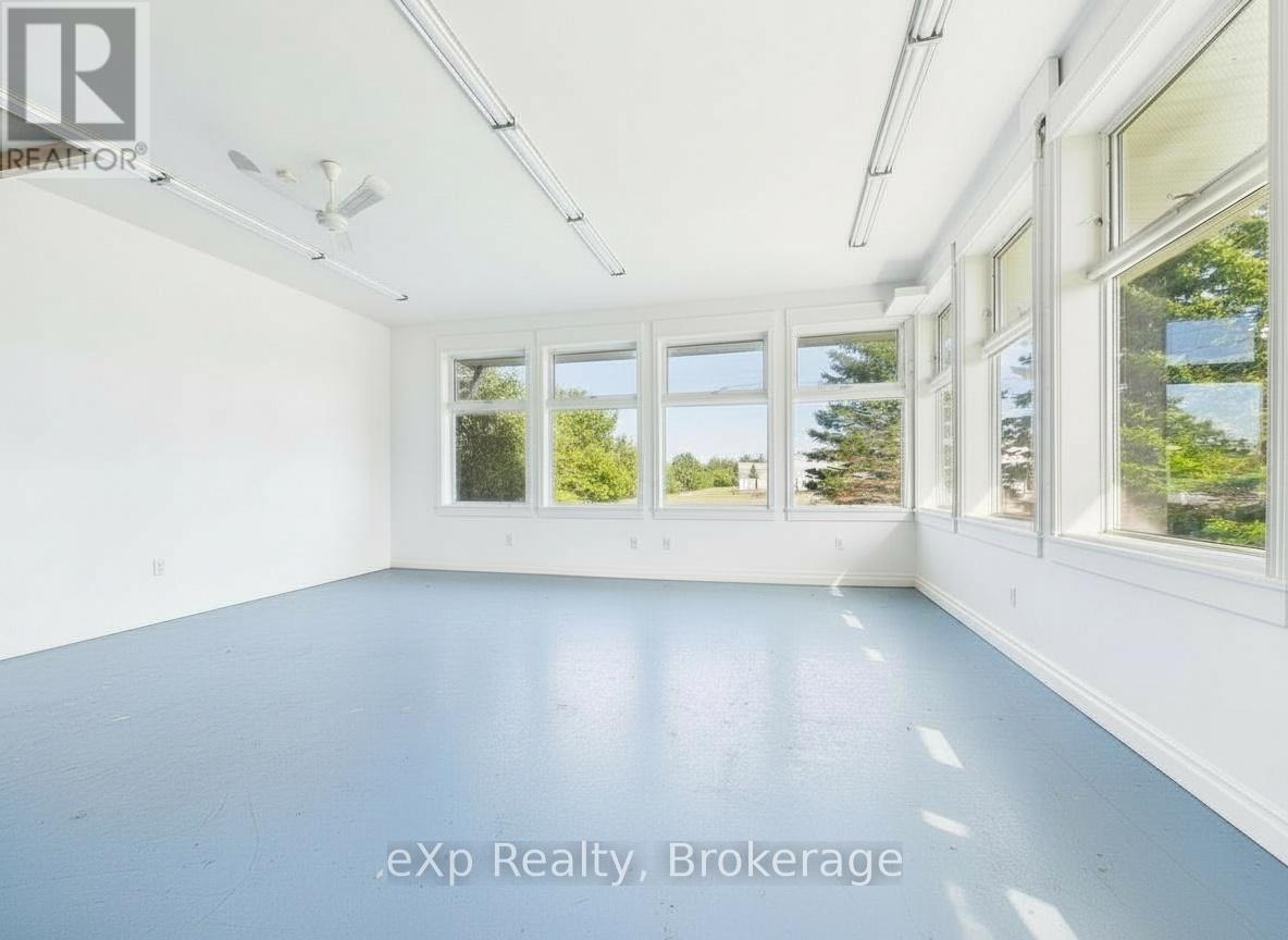1223 Mackenzie Road Property Photo 8