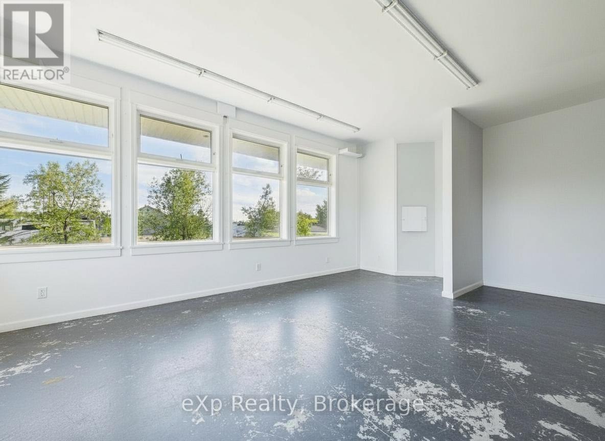 1223 Mackenzie Road Property Photo 9