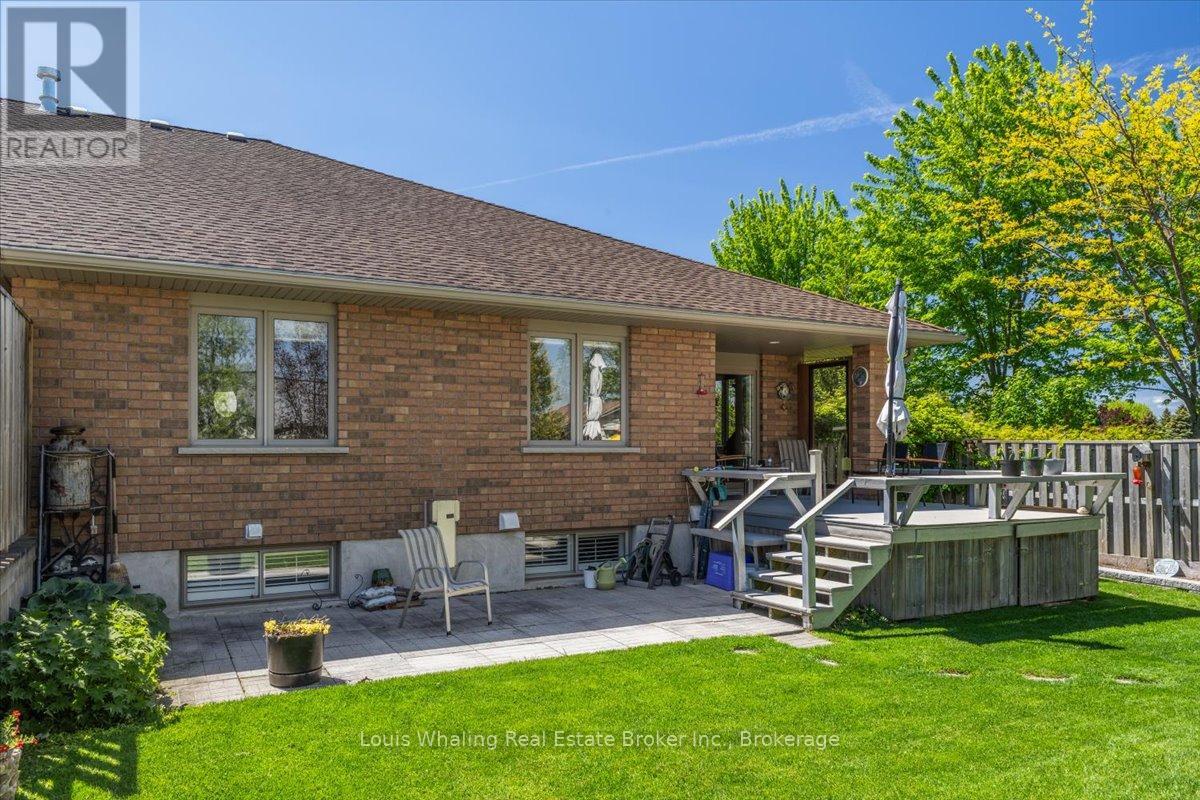 113 B 13th Avenue Property Photo 17