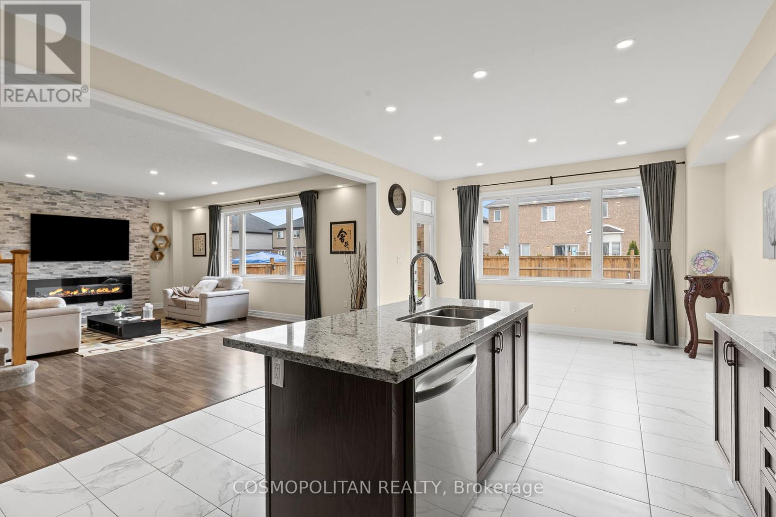 4500 Eclipse Way Property Photo 12