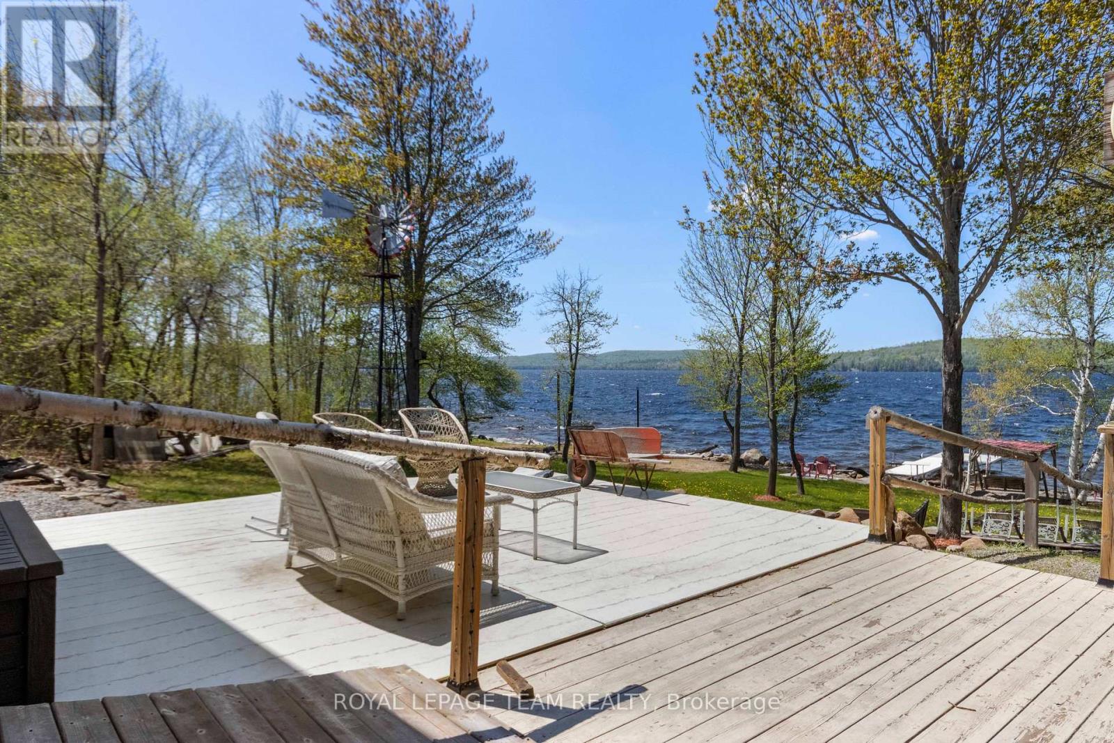 697 Curtiss Road Property Photo 1
