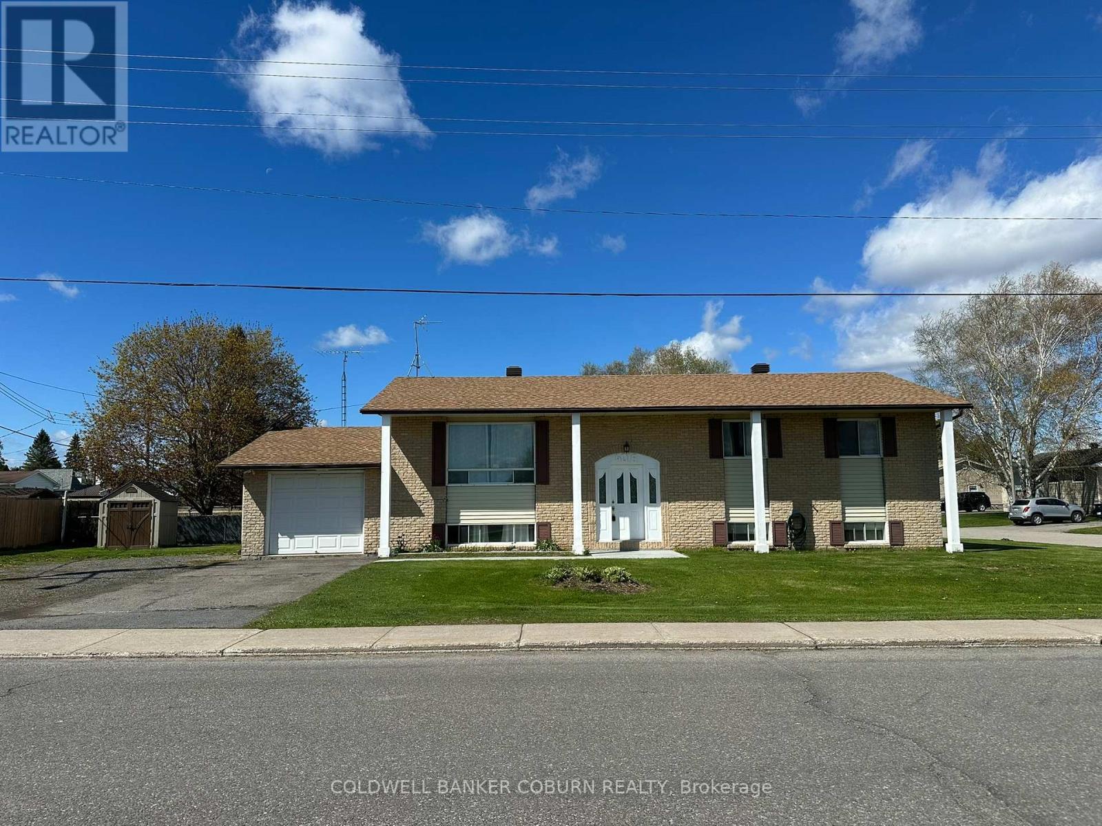 4016 Dishaw Street Property Photo 1