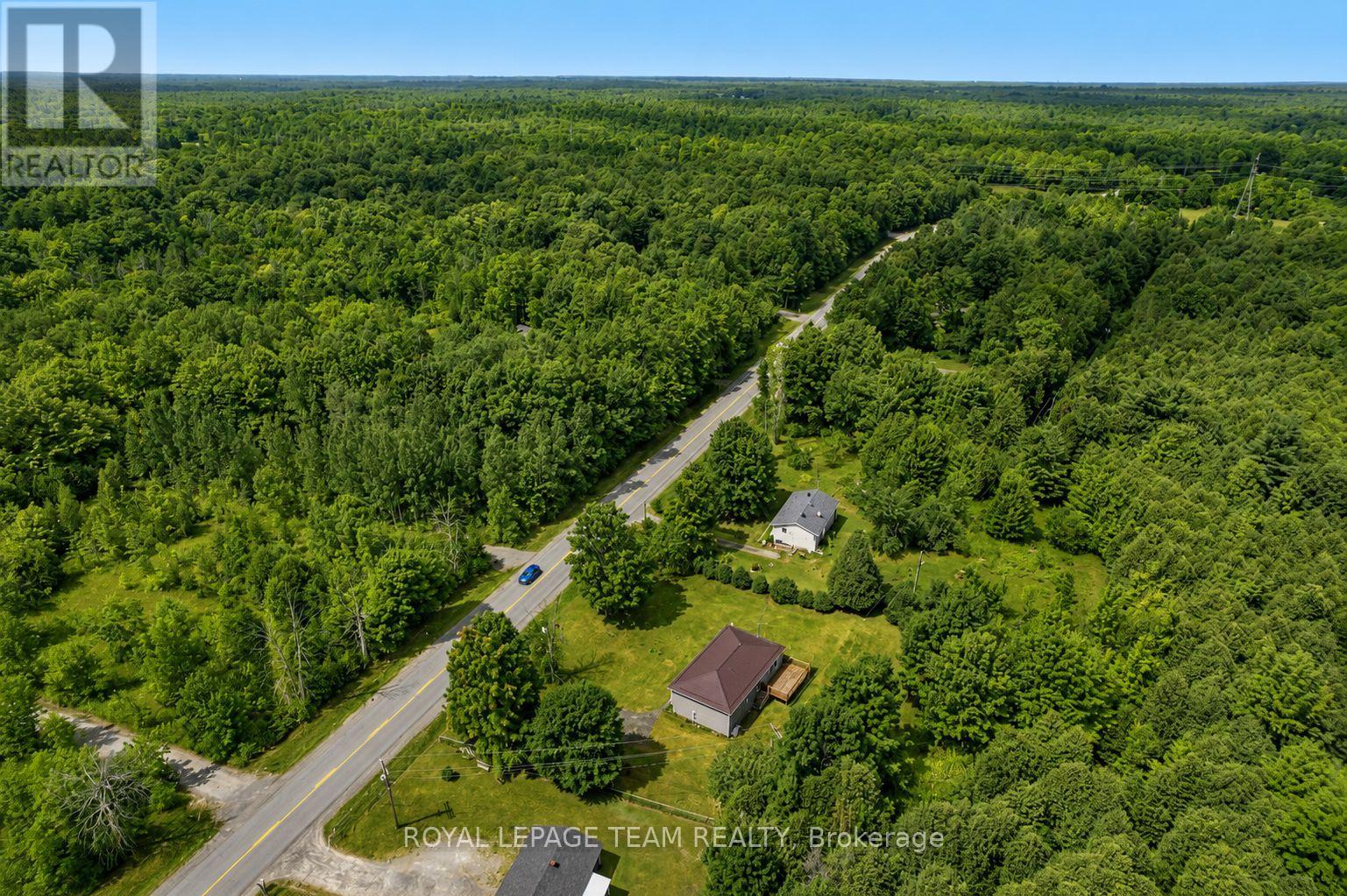8133 County Rd 44 Road Property Photo 3