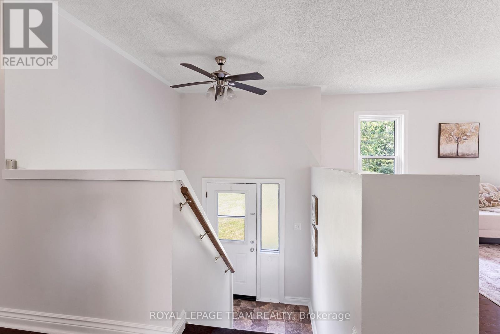 8133 County Rd 44 Road Property Photo 4