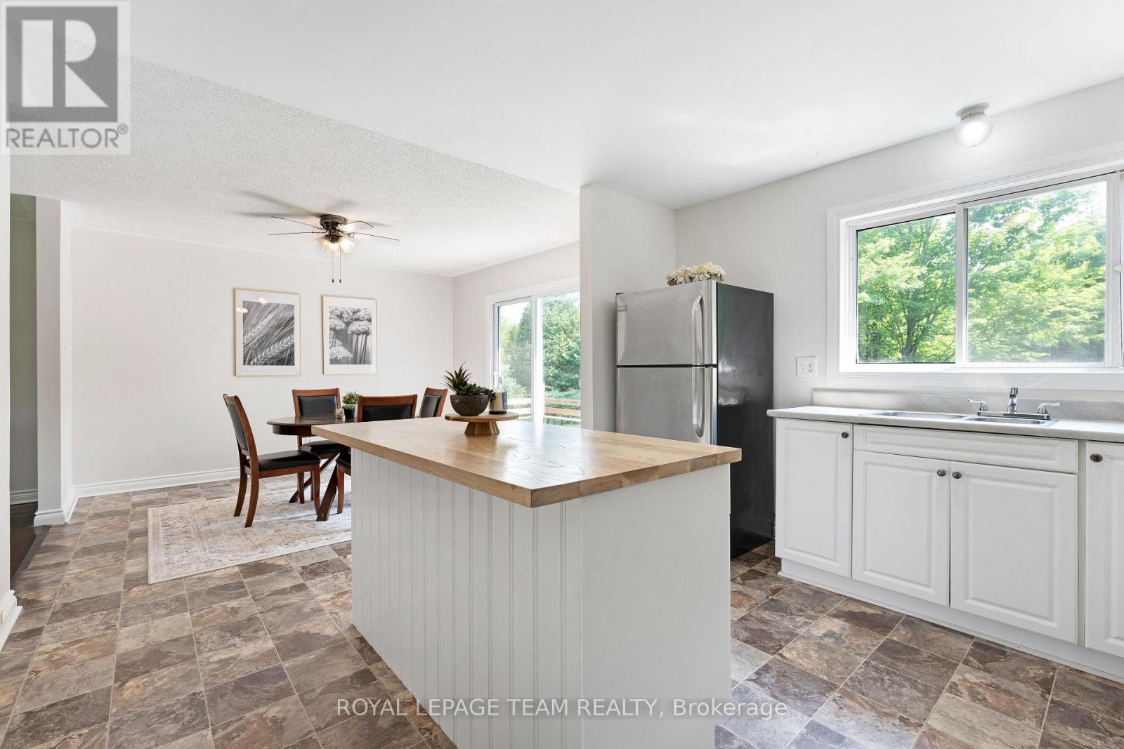 8133 County Rd 44 Road Property Photo 10
