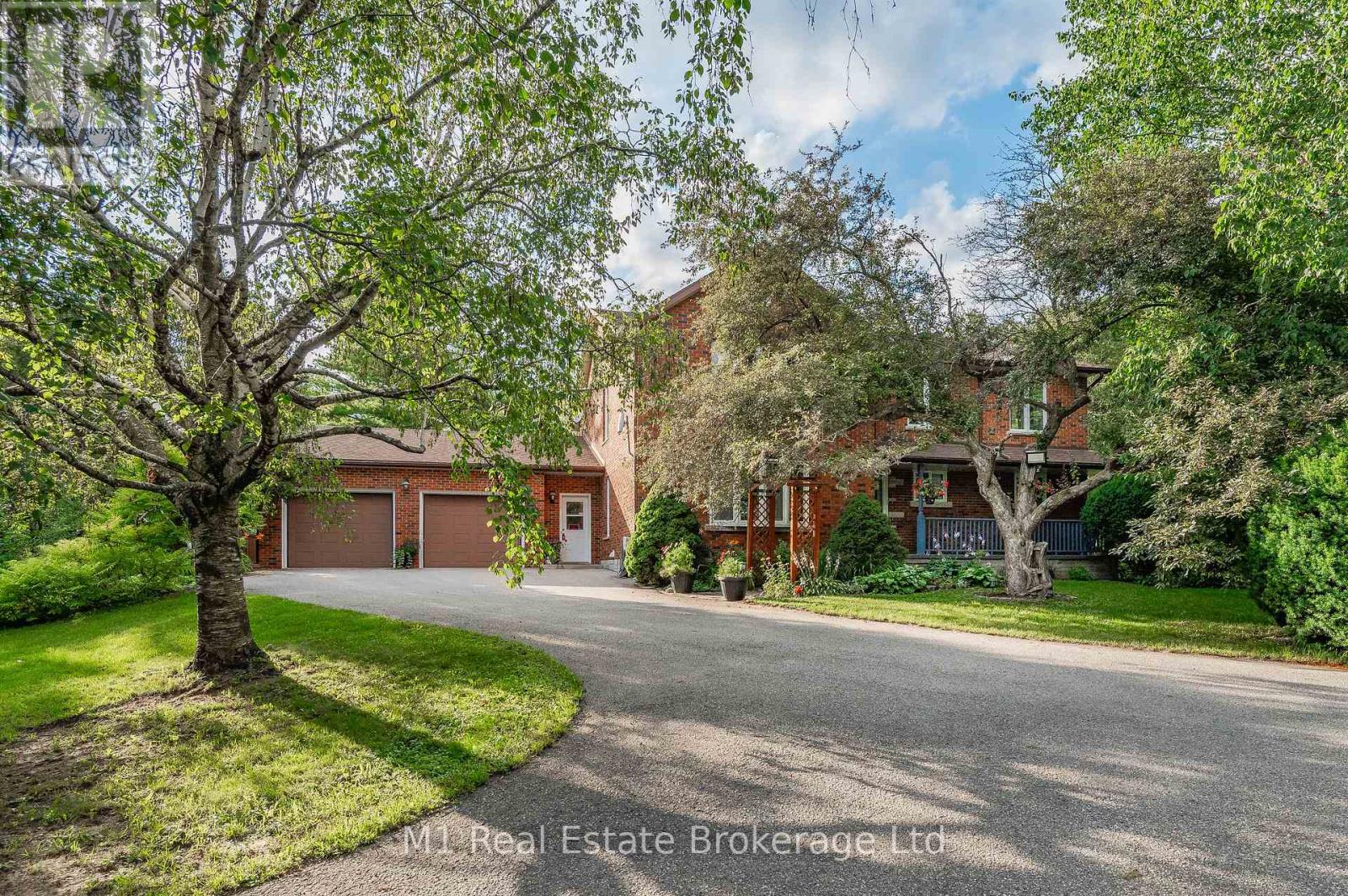 6946 Fife Road Property Photo 6