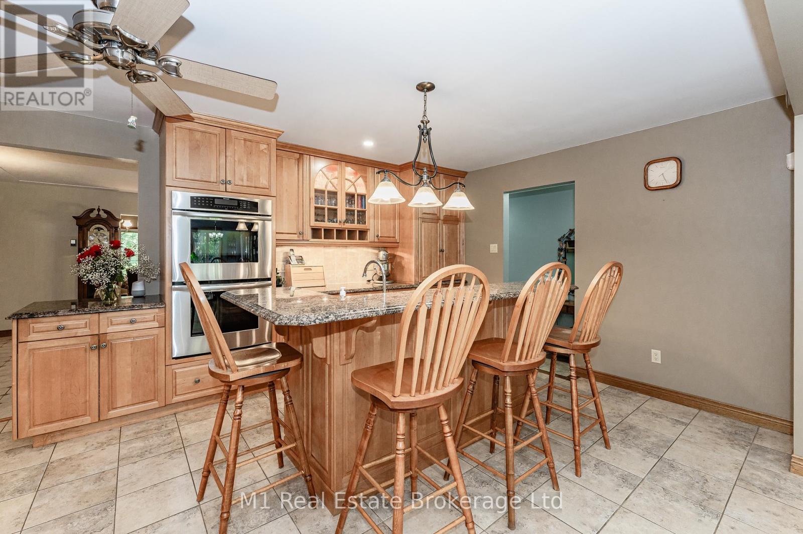 6946 Fife Road Property Photo 12