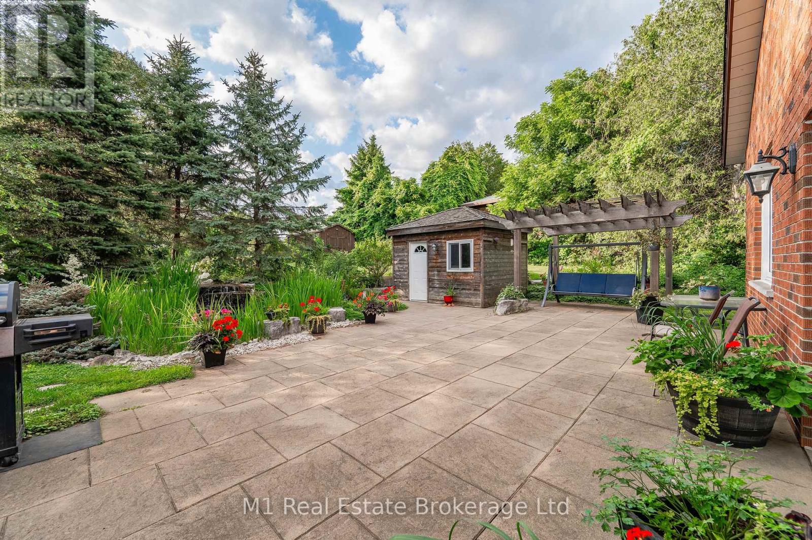 6946 Fife Road Property Photo 41