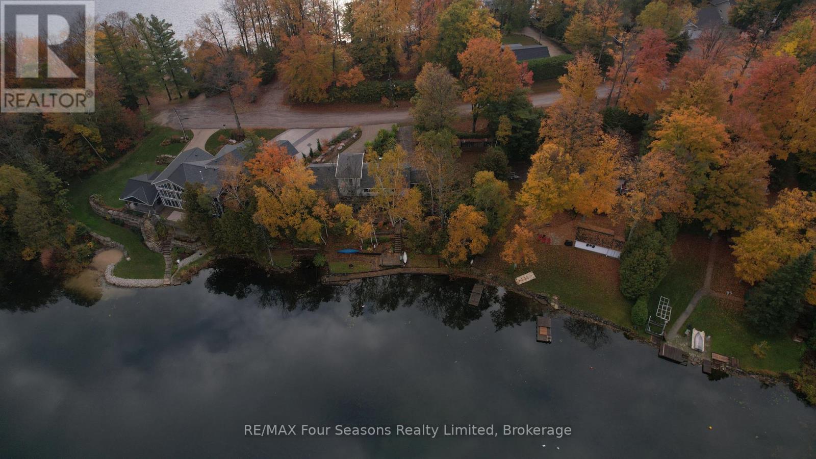 52 Shore Drive Property Photo 1