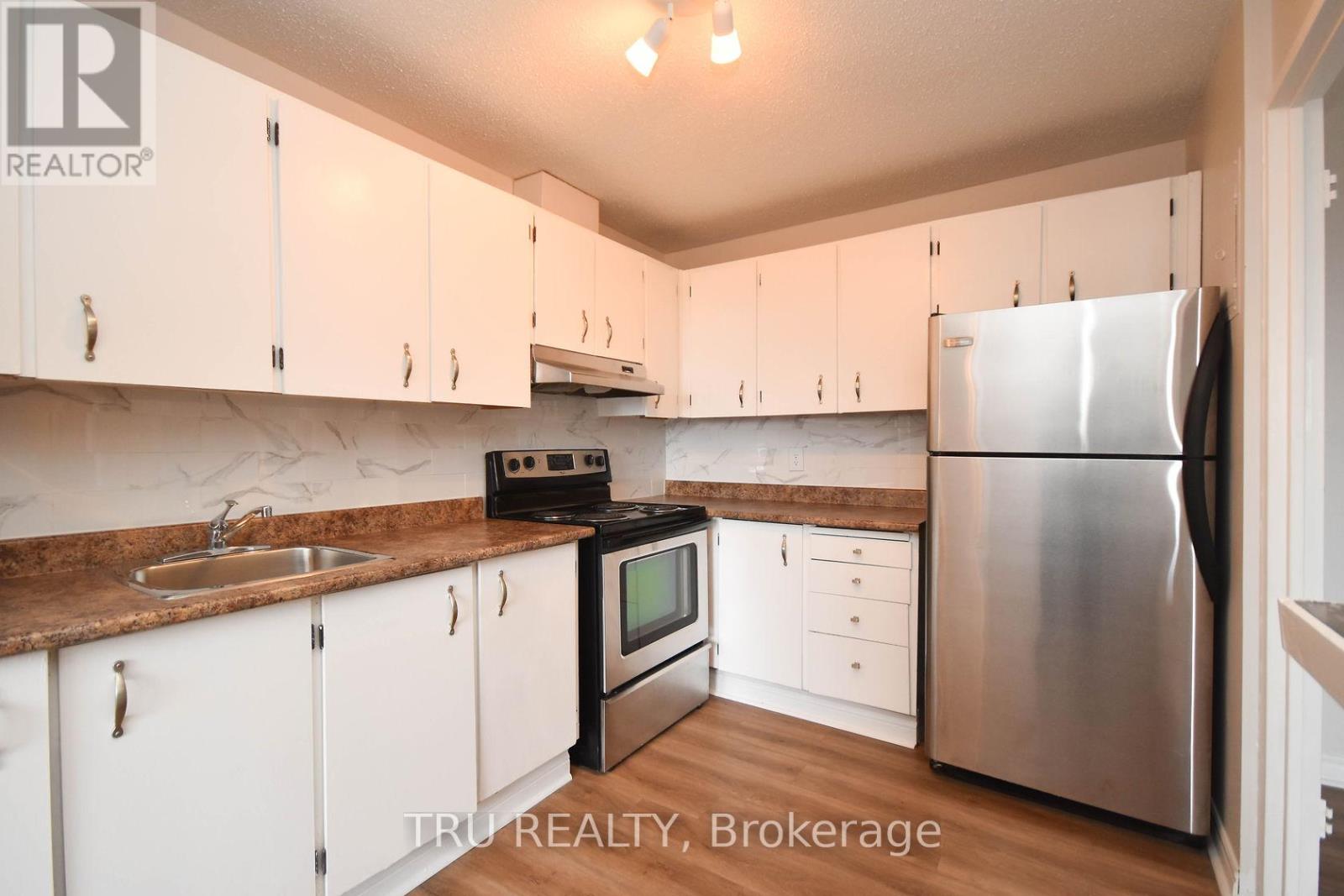 807 - 1505 Baseline Road Property Photo 13