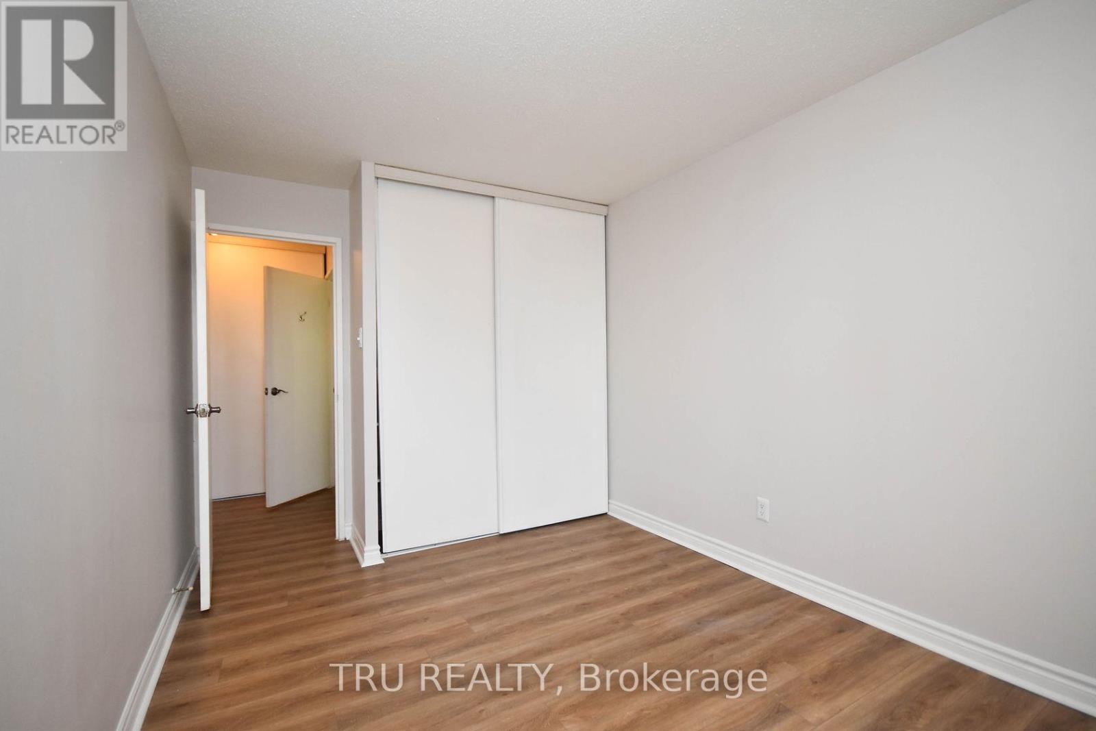 807 - 1505 Baseline Road Property Photo 17