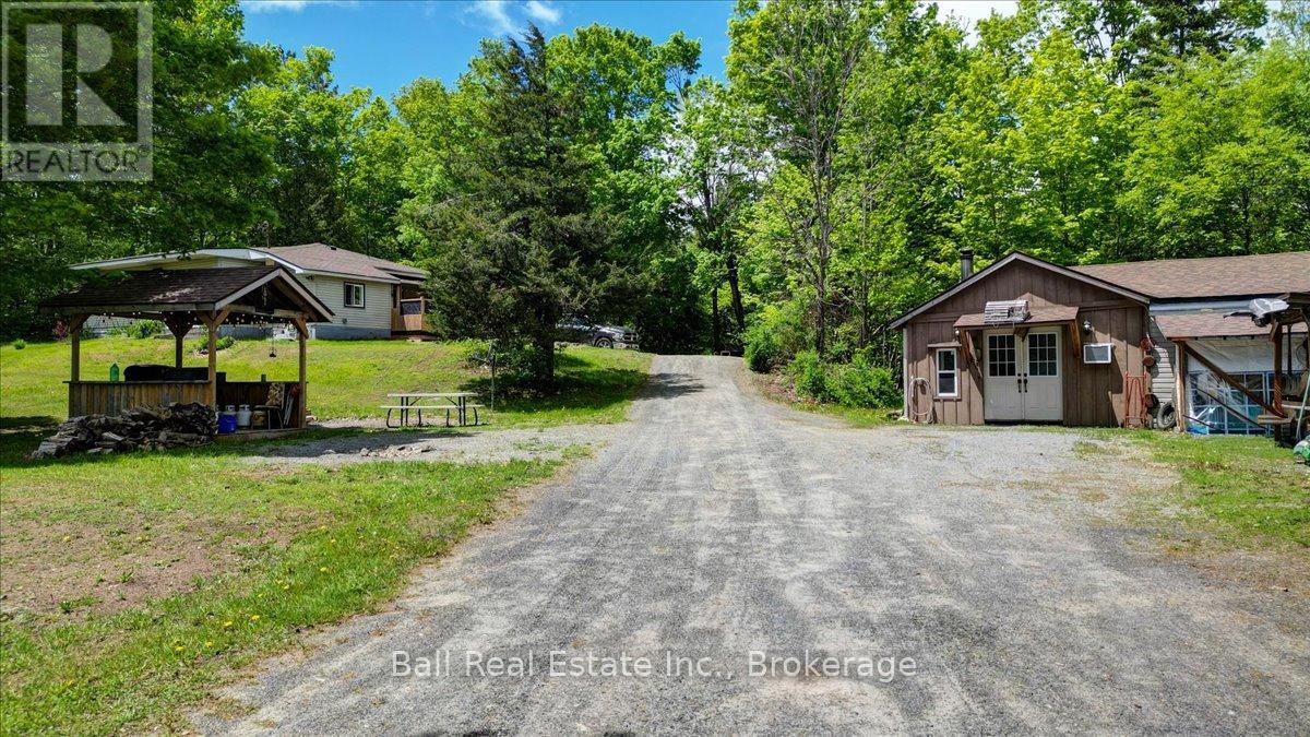 20 Art Bott Road Property Photo 2