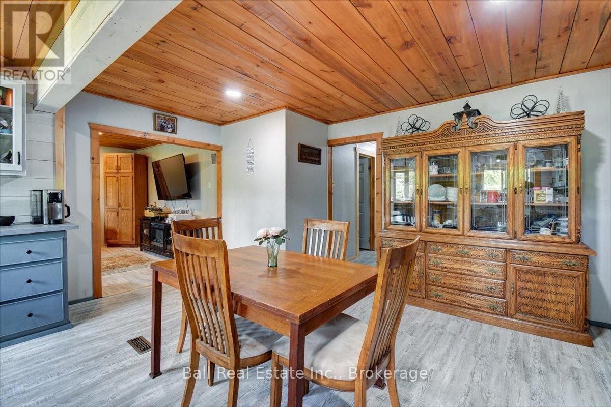 20 Art Bott Road Property Photo 6