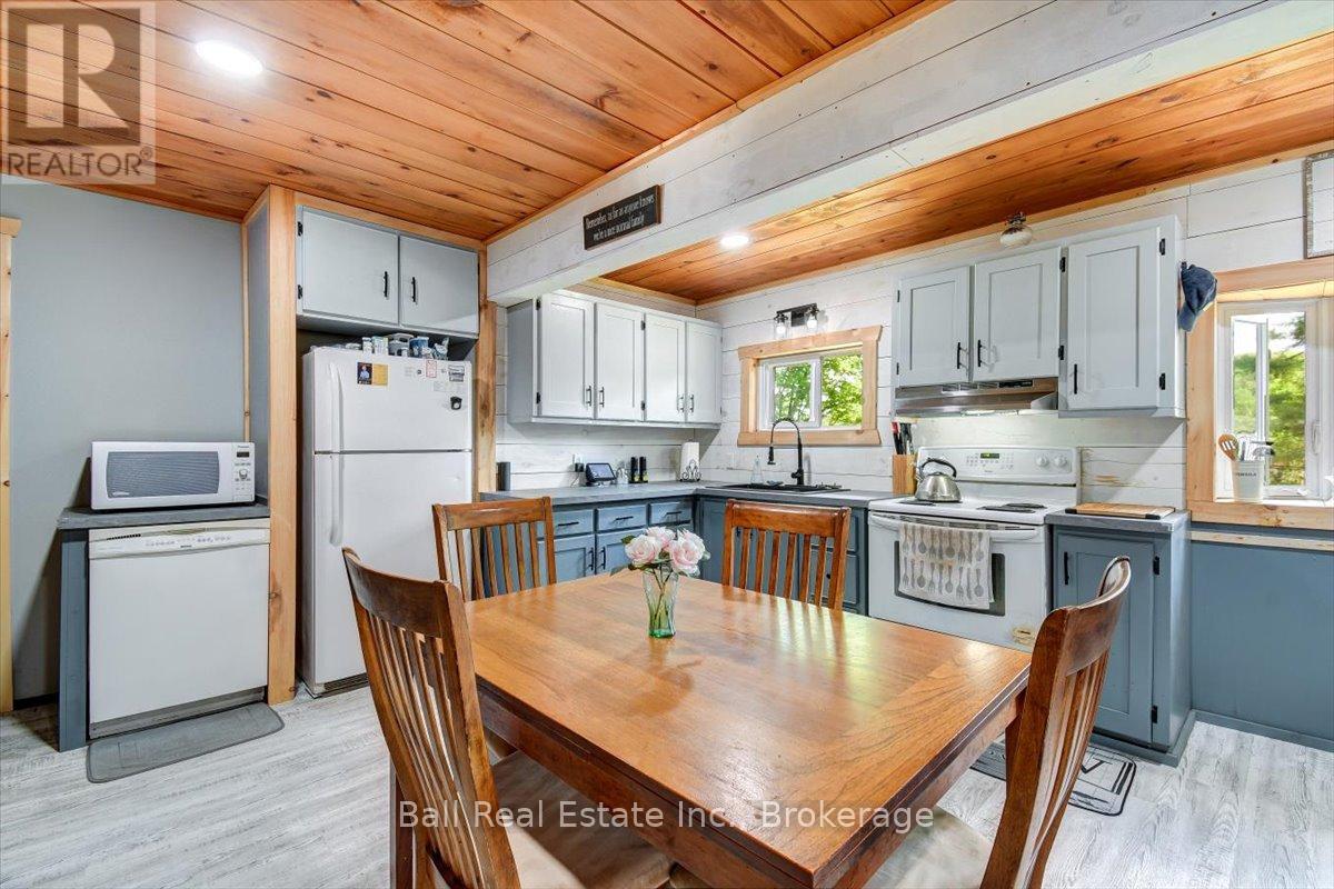 20 Art Bott Road Property Photo 8