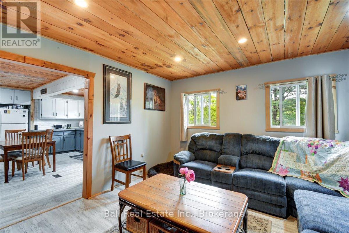 20 Art Bott Road Property Photo 10