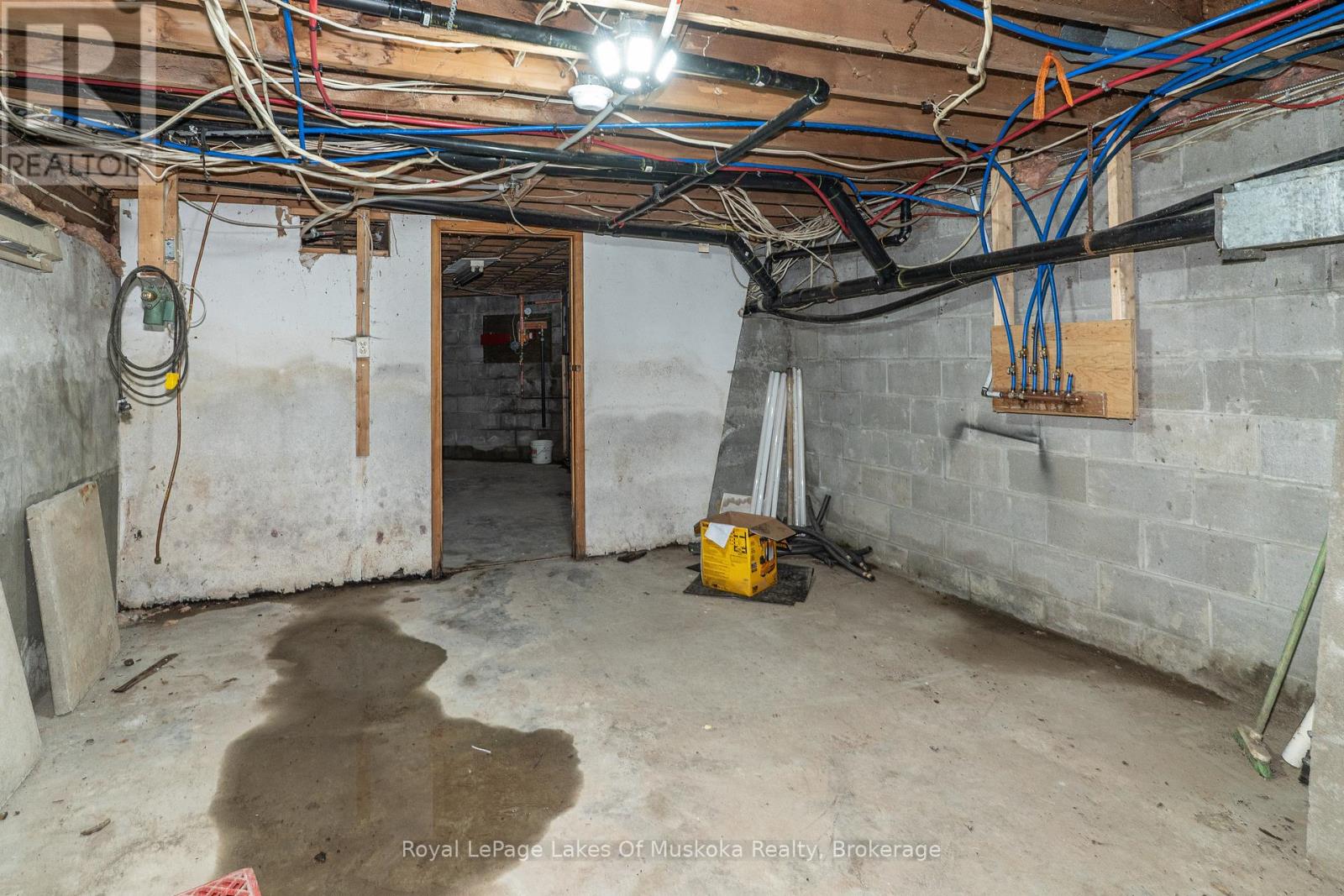 7 East Airport Road Property Photo 21