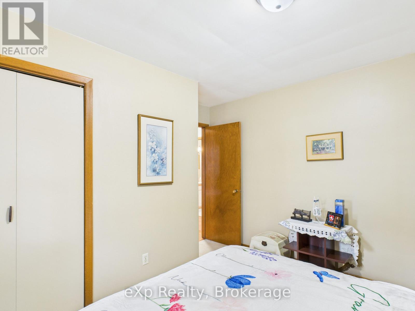 303 Mary Street Property Photo 18