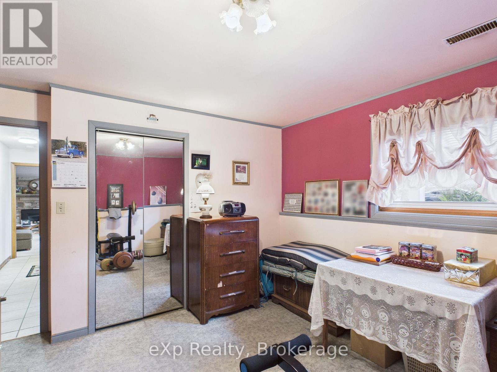 303 Mary Street Property Photo 27