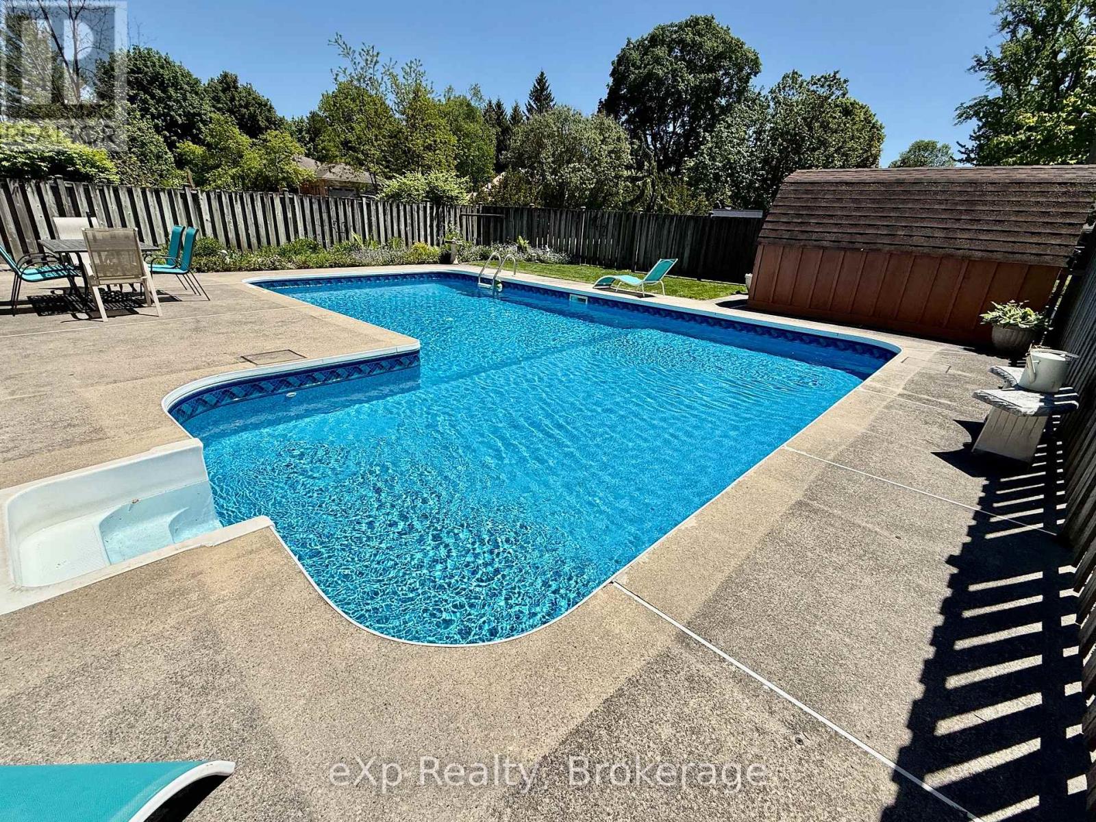 303 Mary Street Property Photo 29