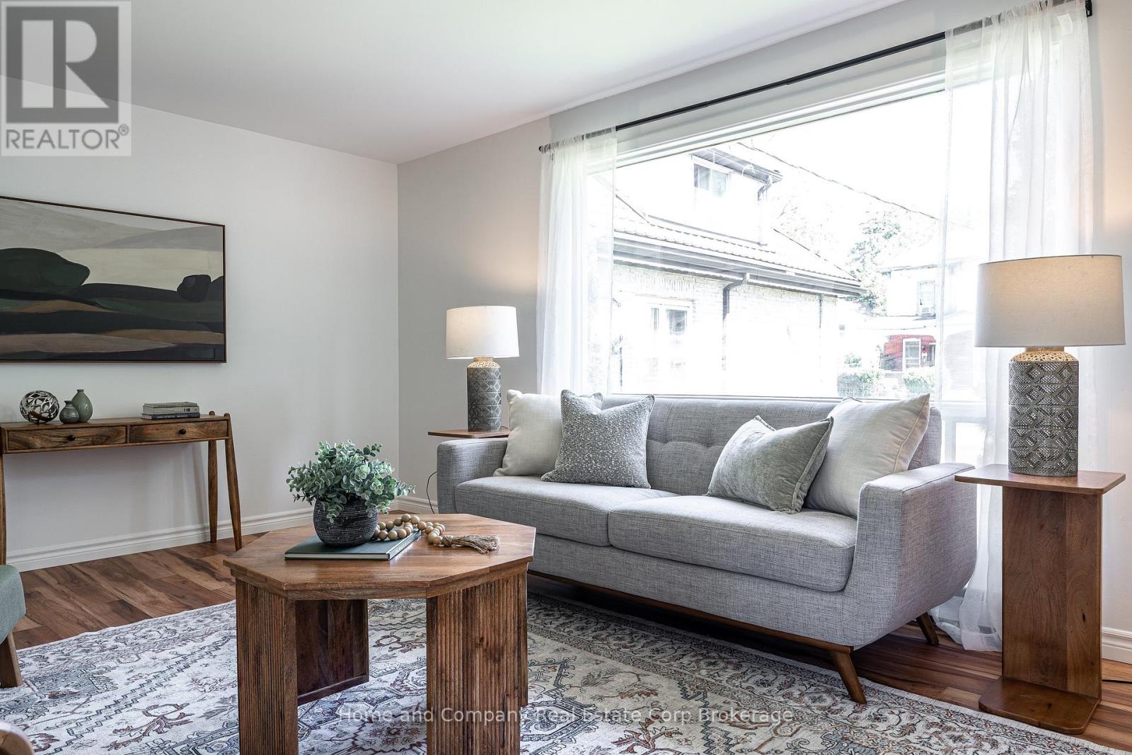 50 Dufferin Street Property Photo 5