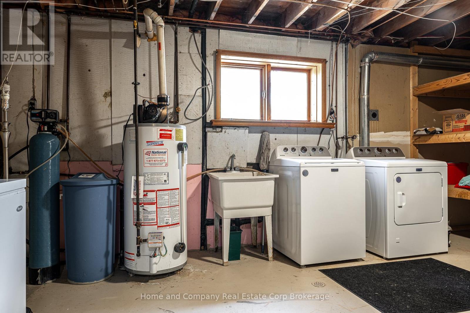 50 Dufferin Street Property Photo 36