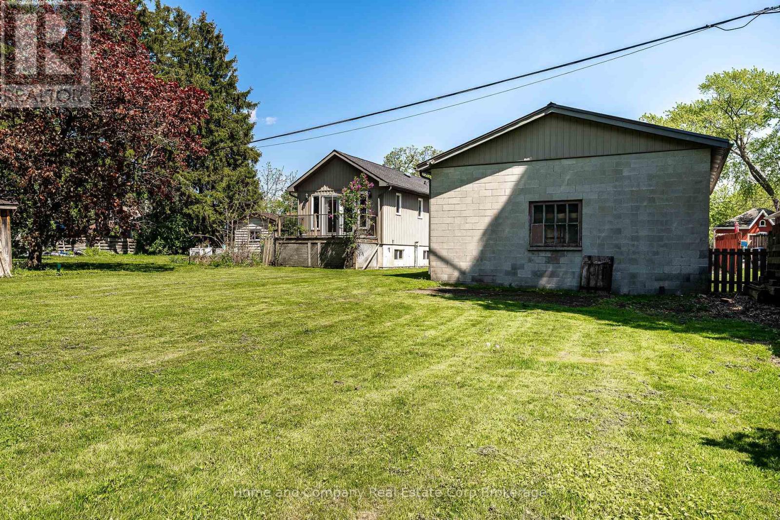 50 Dufferin Street Property Photo 42