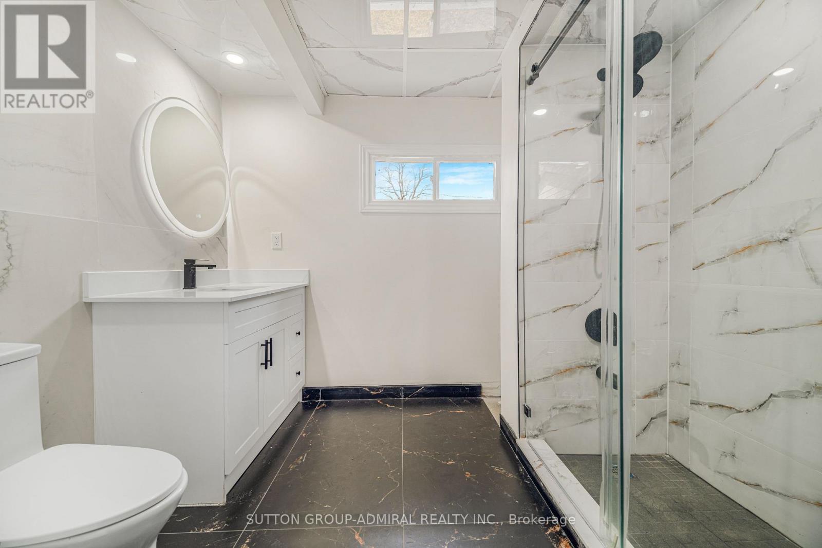 10578 Woodland Drive Property Photo 14