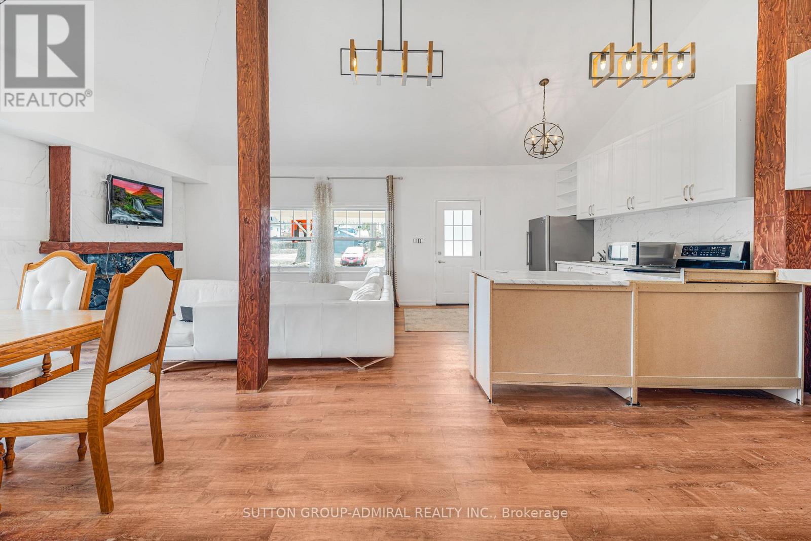 10578 Woodland Drive Property Photo 16