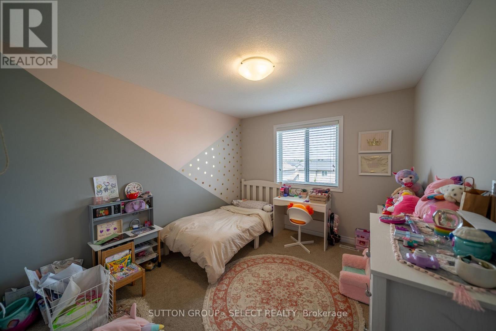 1825 Couldridge Way Property Photo 19