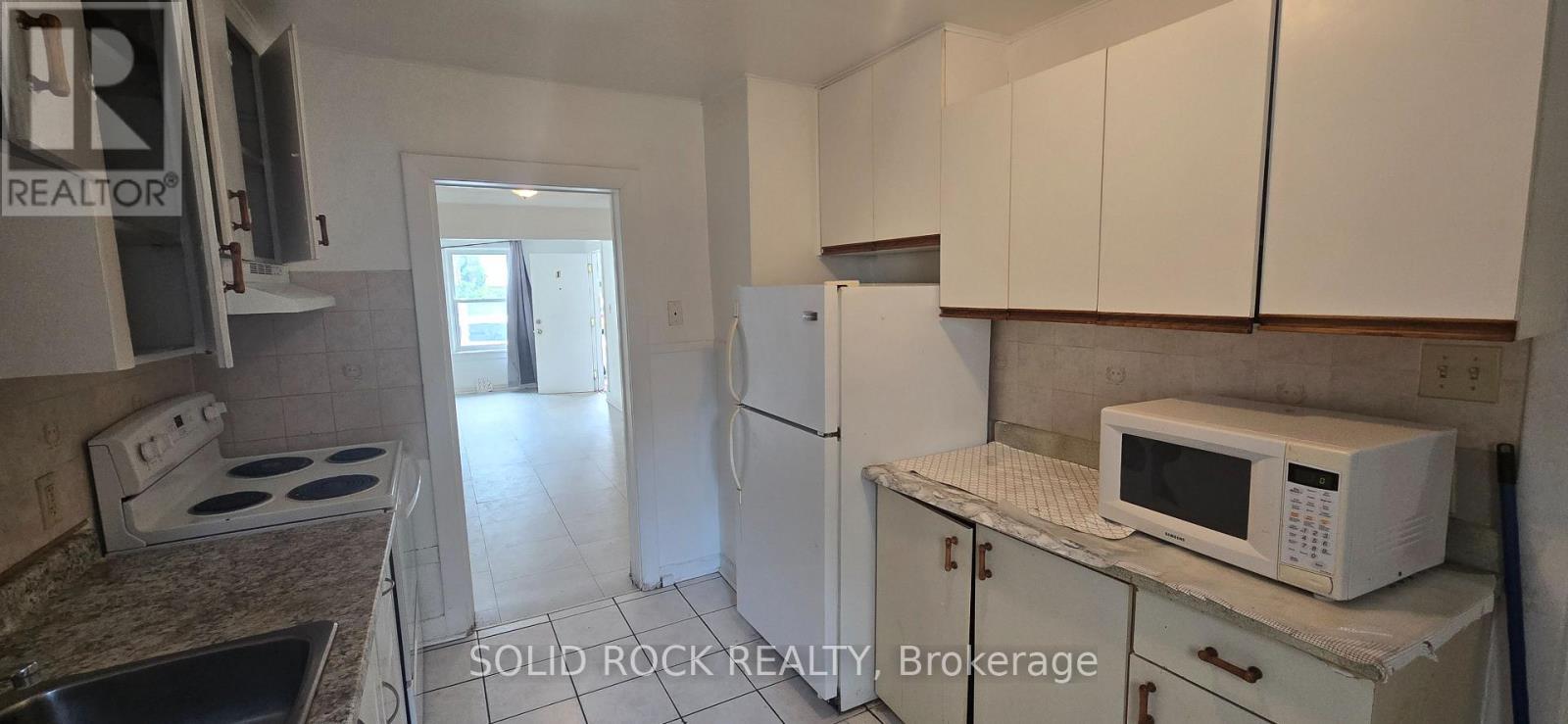 89 Marier Avenue Property Photo 10