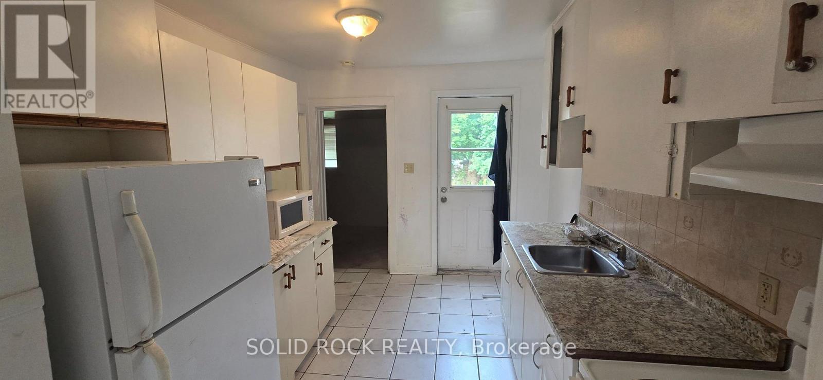 89 Marier Avenue Property Photo 11
