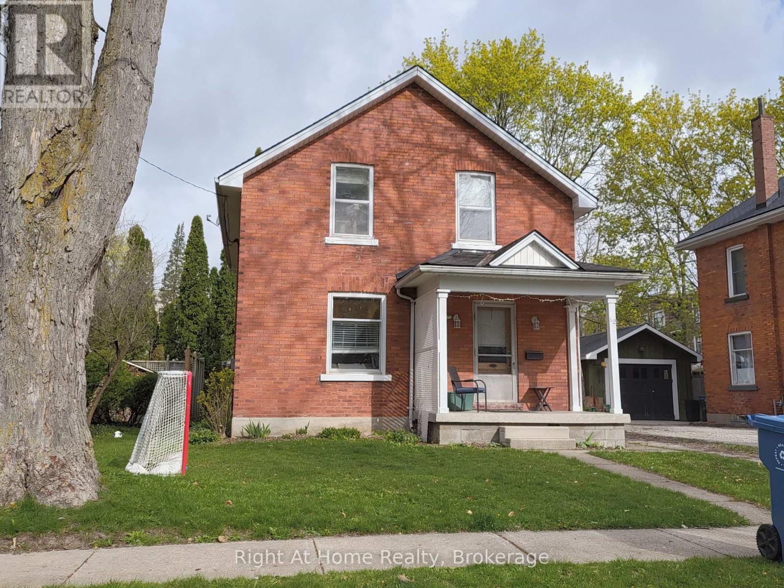 12 MERCER STREET