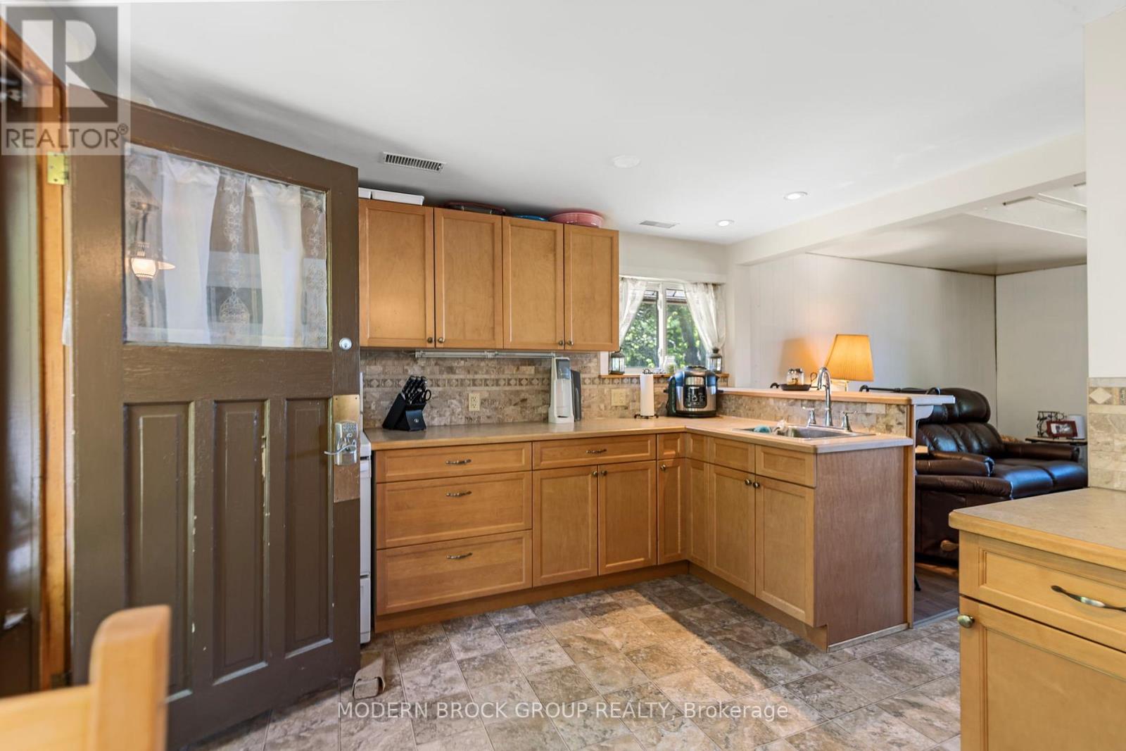 1253 Lb 12 Road Property Photo 21