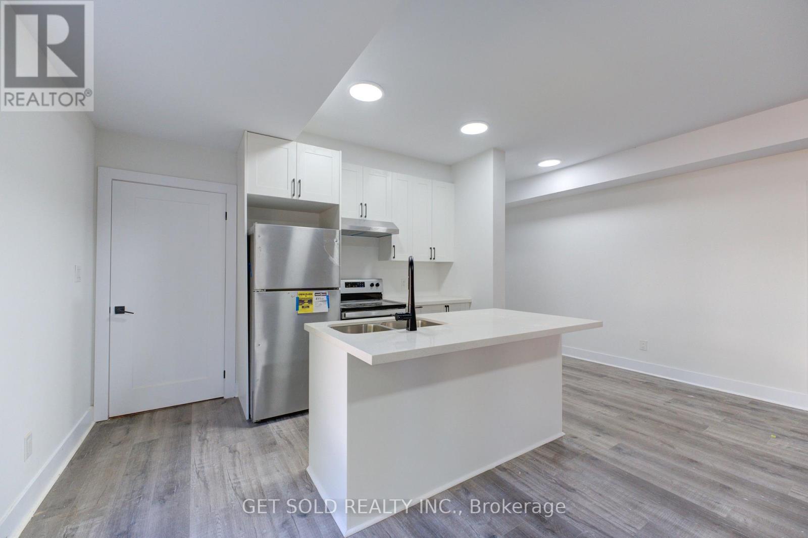 5 - 6701 Thorold Stone Road Property Photo 4