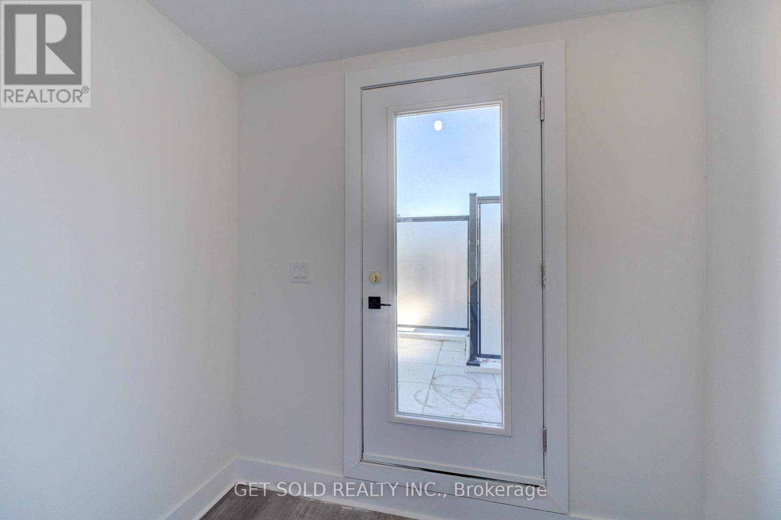 5 - 6701 Thorold Stone Road Property Photo 22