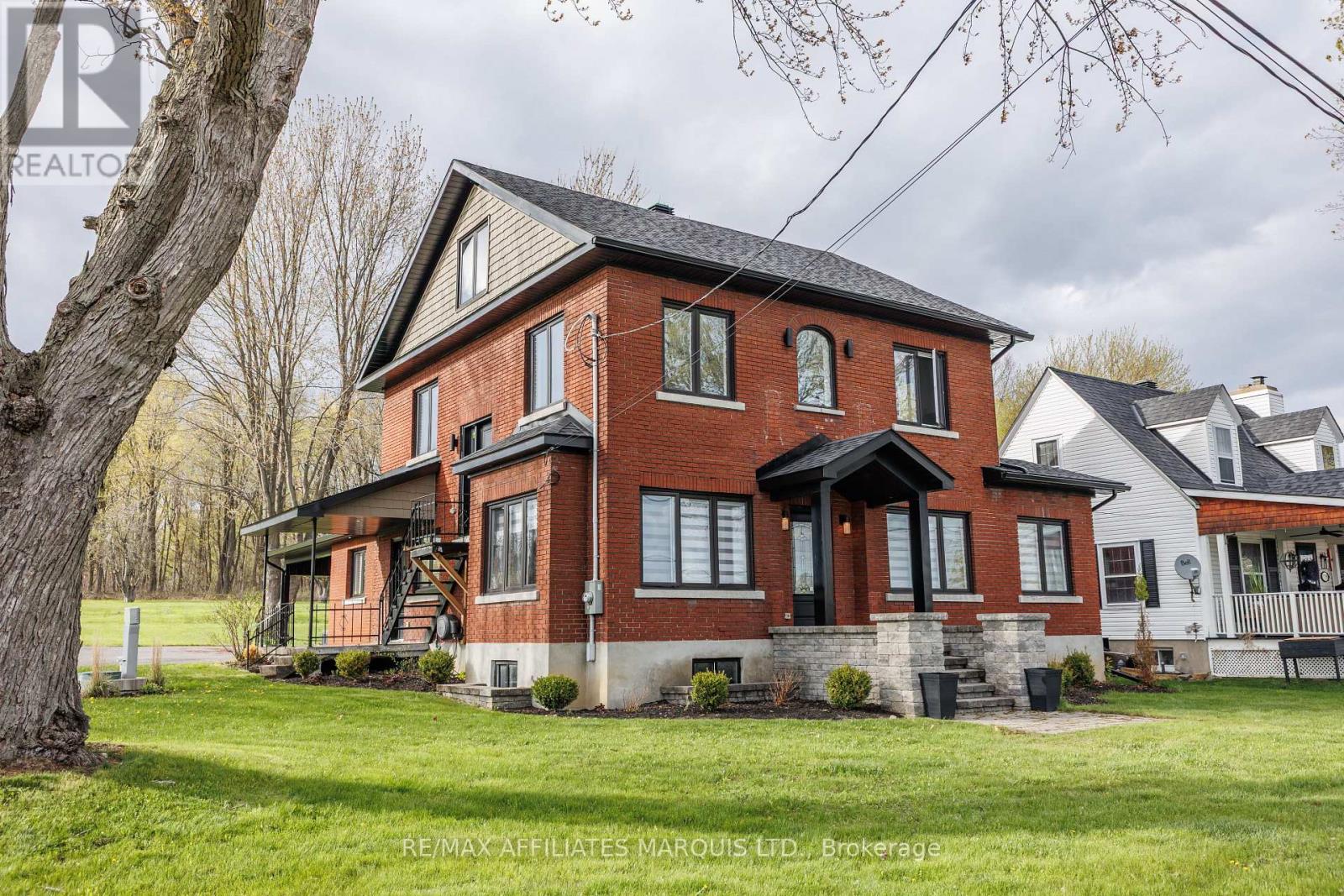 3314 Montreal Road Property Photo 1