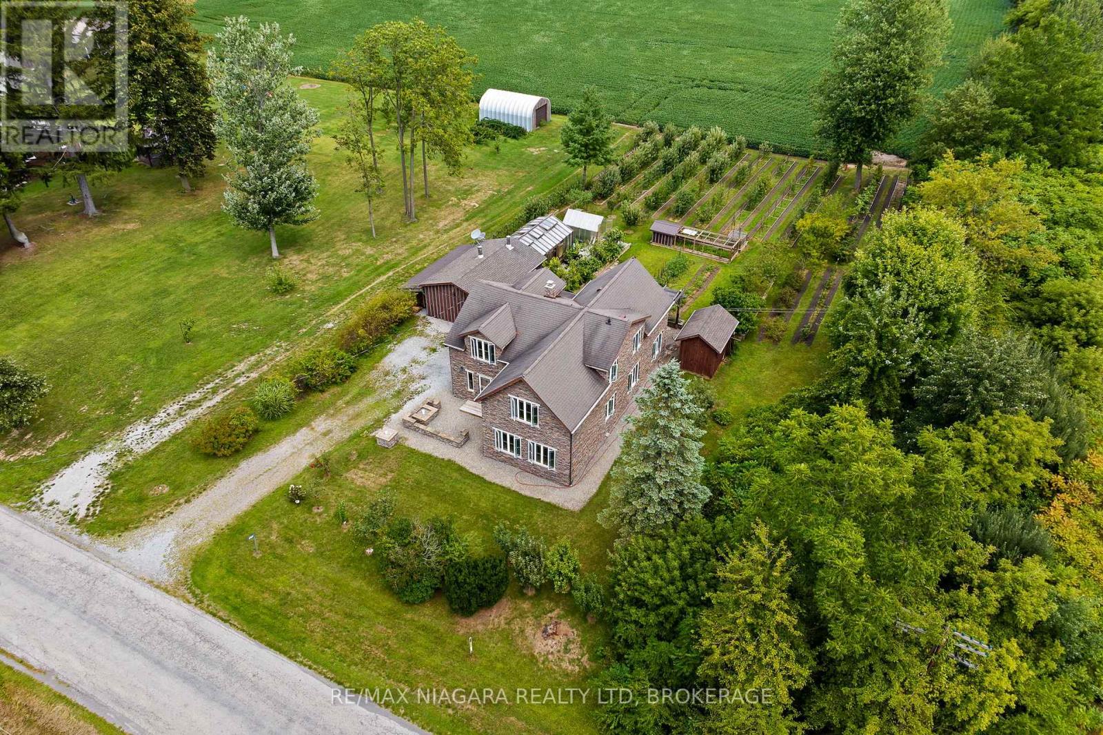 63023 Perry Road Property Photo 6